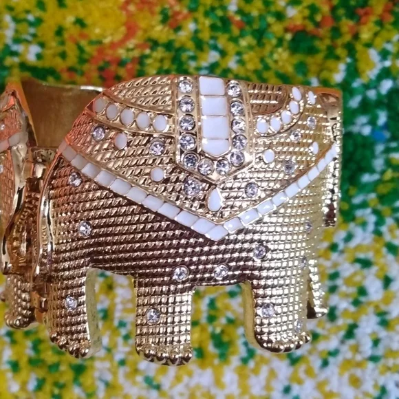 Lilly Pulitzer Tusk Tusk Cuff - Picture 5 of 10